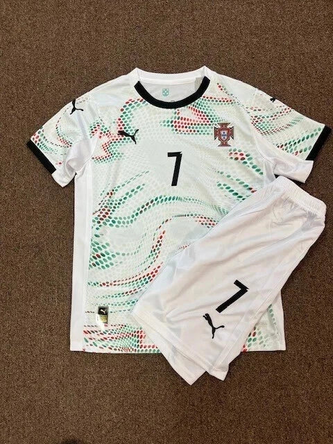 Portugal Ronaldo #7 Youth Kids away Jersey Puma
