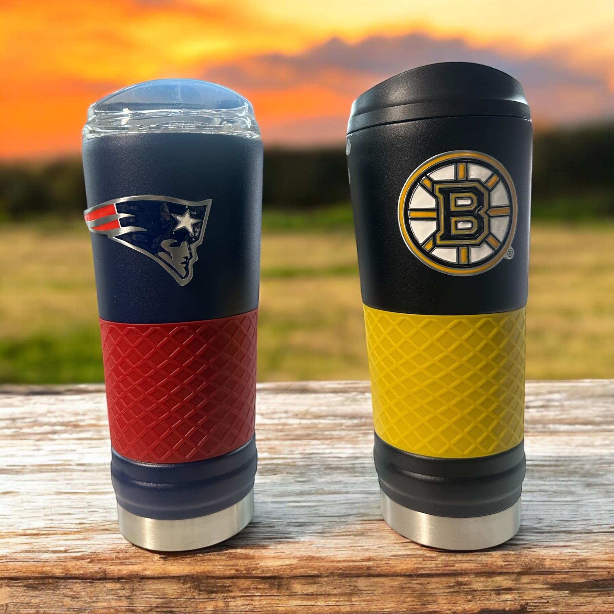 PATRIOTS AND BRUINS TUMBLERS LICENSE ITEMS 24OZ
