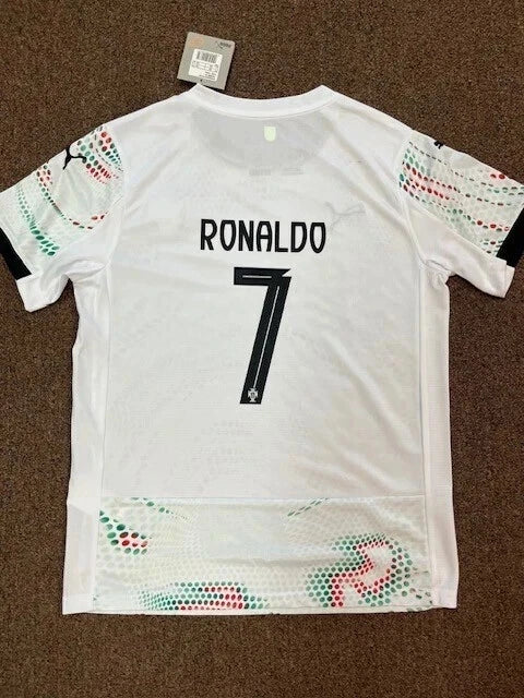 Portugal Ronaldo #7 Youth Kids away Jersey Puma